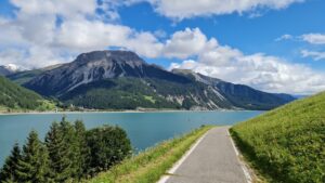 Graveln über den Reschenpass zum Schloss Naudersberg und zurück