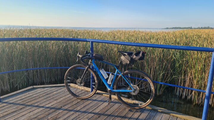 Graveltour um Teile des Balaton mit Fähre