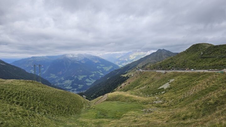 Gravelbike Abenteuer in den Südtiroler Alpen: Eine Rundtour durch atemberaubende Landschaften