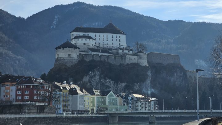 Gravel-Tour von München nach Kufstein: Zwischen Tauwetter und eisigen Wegen
