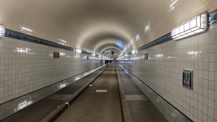 Von der Heide in die Großstadt: Ein epischer Ritt von Asendorf nach Neumünster