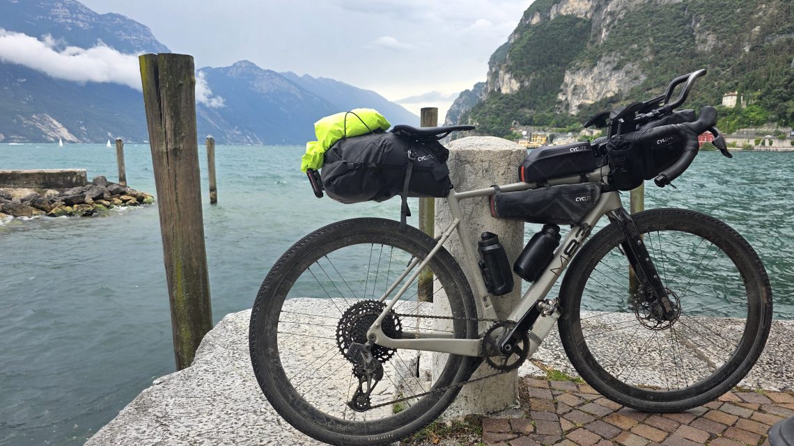 Endspurt im Regen: 85 Kilometer von Cles an den Gardasee