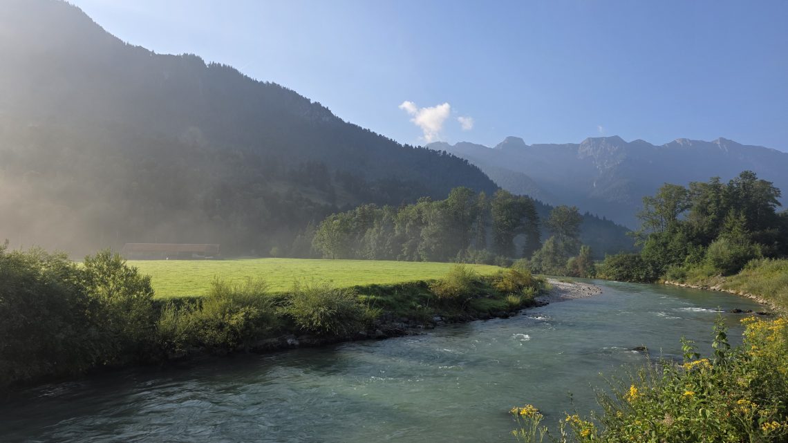 Alpen-Auftakt im Morgengrauen: Von München über den Fernpass bis Nauders