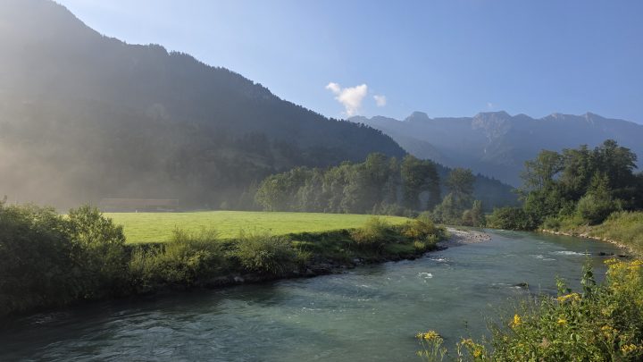 Alpen-Auftakt im Morgengrauen: Von München über den Fernpass bis Nauders