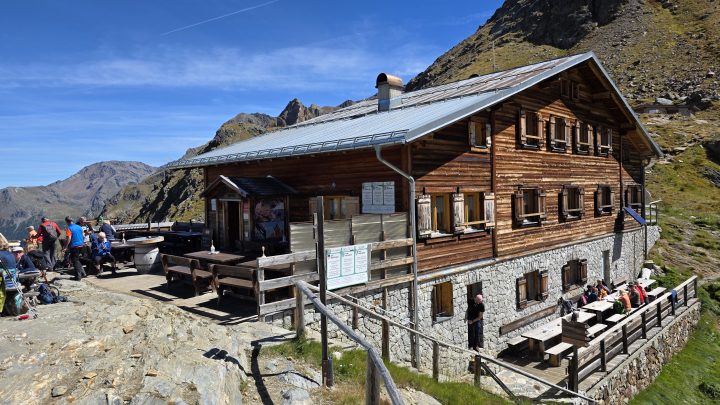 Familien-Gipfelglück: Die traumhafte Wanderung zur Marteller Hütte
