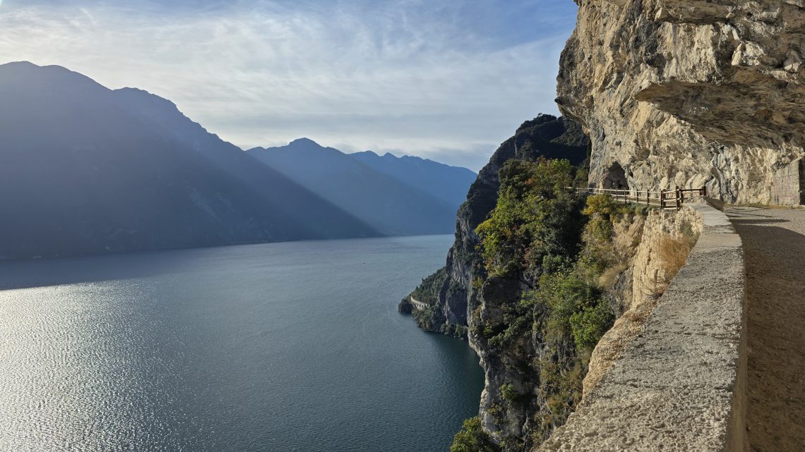 Drei Tage auf Trails: Gardasee-MTB-Rausch – Von Monte Brione bis Lago di Ledro