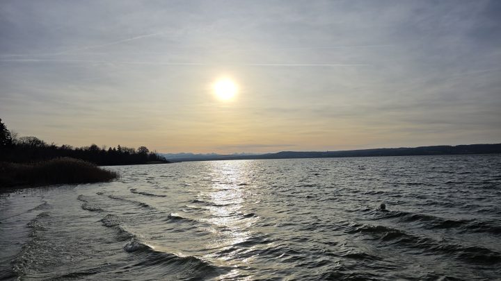 Neujahrsgruß vom heiligen Berg: Winterwandern zwischen Kloster Andechs und Ammersee