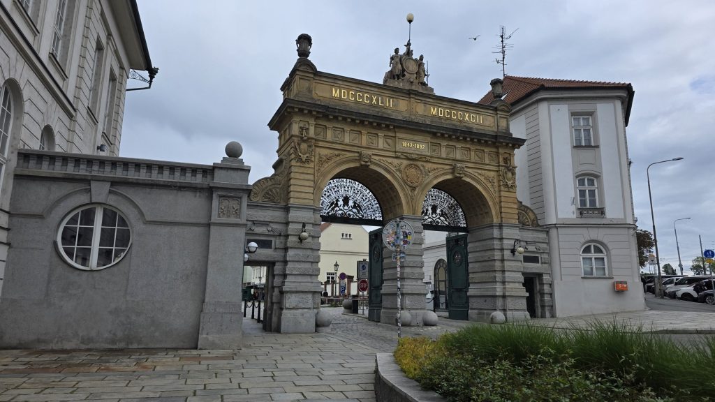 Tor der Brauerei Pilsner Urquell in Pilsen