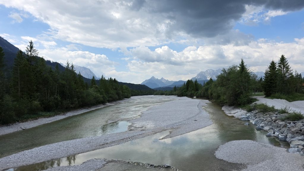 Kiesbett der Isar bei Wallgau