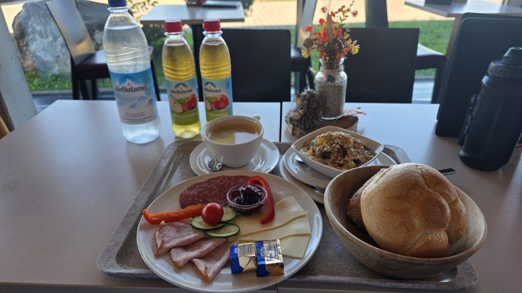 Frühstück in Hofstetten