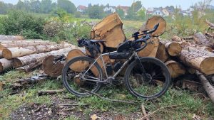 Grauer Feiertag am Lech: Graveltour nach Prittriching