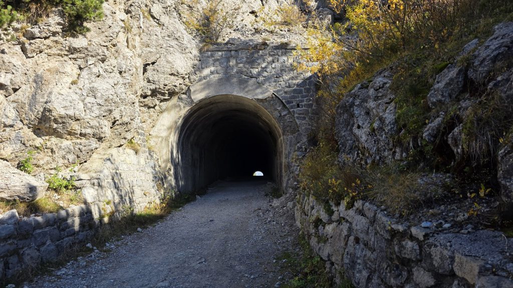 Tunnel am Corno della Marogna